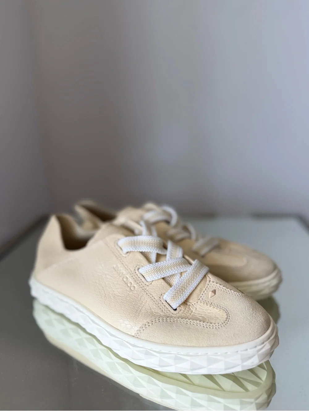 New JIMMY CHOO Diamond Light Flex Leather Low-Top Trainers $625 38.5